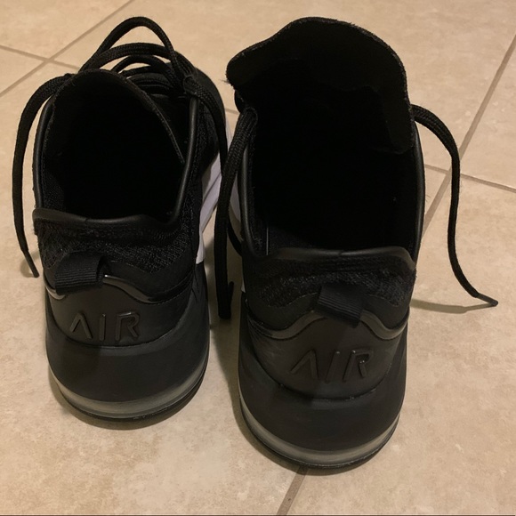 Nike Air Max Motion 2 Women’s - Picture 3 of 6